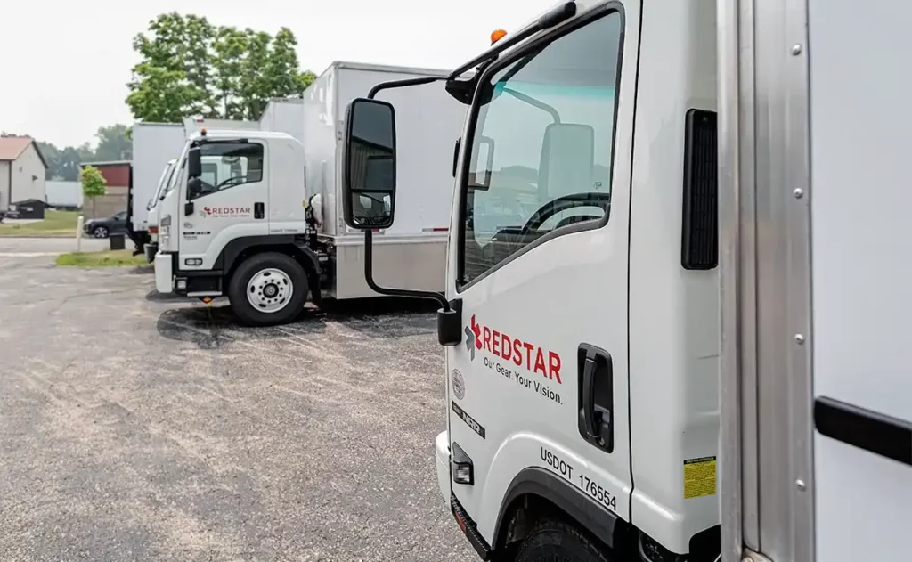 A 3-ton and 5-ton grip truck from Red Star.